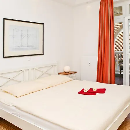 Duenenschloss - 02-23